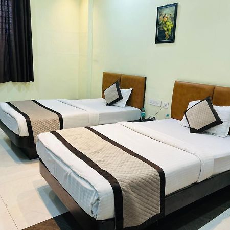 Jmc Hotel Lavish Akolia Экстерьер фото
