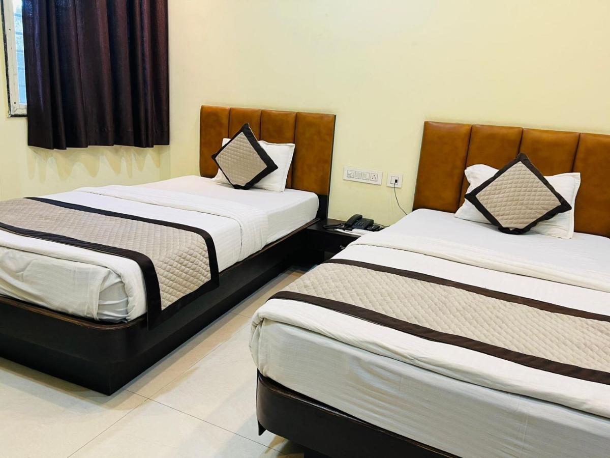 Jmc Hotel Lavish Akolia Экстерьер фото