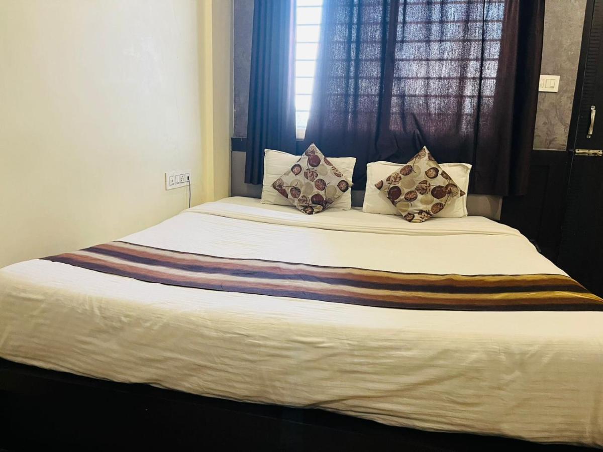 Jmc Hotel Lavish Akolia Экстерьер фото